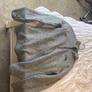 gray patagonia quarterzip